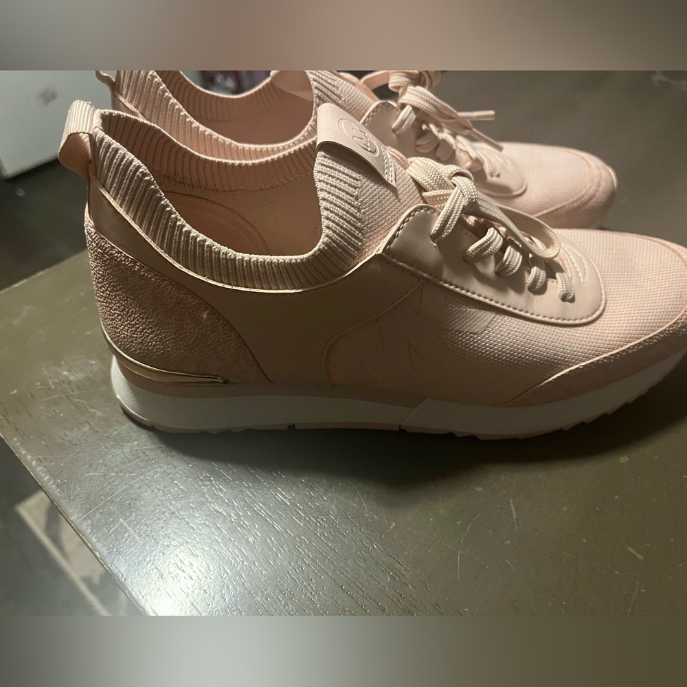 Women’s Michael Kors like new shoes